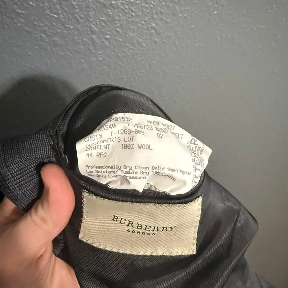 Burberry London Plaid Sports Coat 100% Wool Size 44